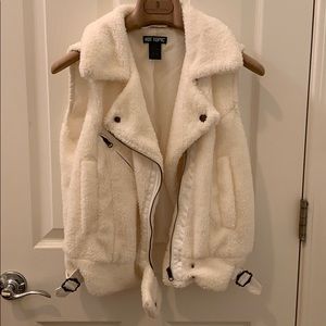Shearling vest size SM